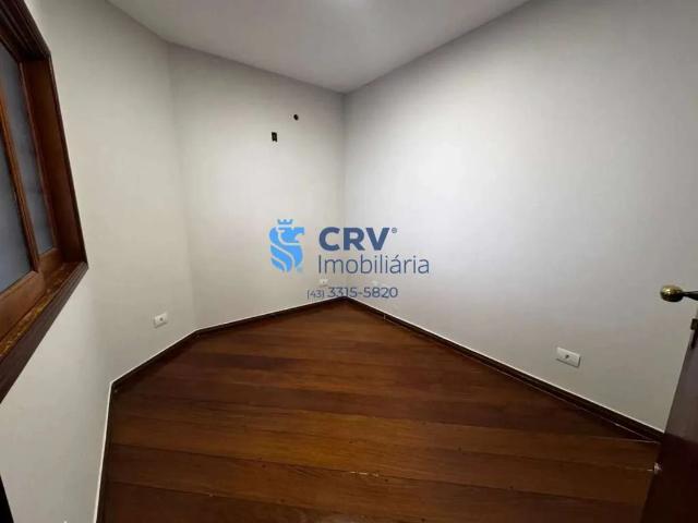 Casa / Sobrado para Locação em Londrina/PR Colonial 4 Quartos