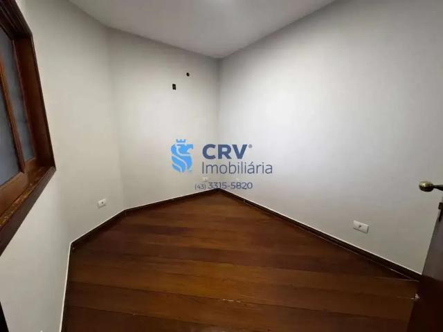 Casa / Sobrado para Locação em Londrina/PR Colonial 4 Quartos