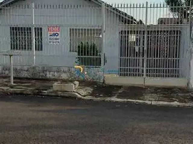 Casa / Sobrado para Locação em Londrina/PR Jardim Alah 3 Quartos