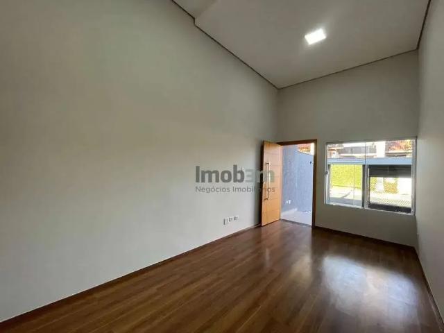 Casa / Sobrado para Locação em Londrina/PR Jardim Belo Horizonte 3 Quartos