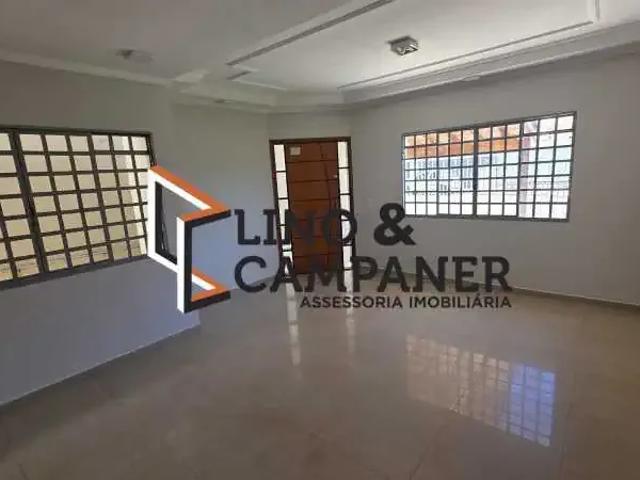 Casa / Sobrado para Locação em Londrina/PR Jardim Burle Marx 3 Quartos