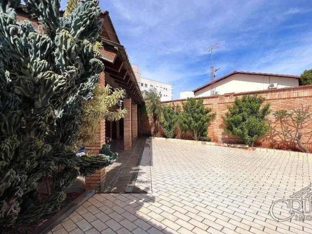 Casa / Sobrado para Locação em Londrina/PR Jardim Europa 4 Quartos