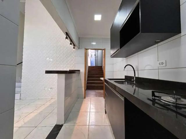 Casa / Sobrado para Locação em Londrina/PR Jardim Tókio 2 Quartos