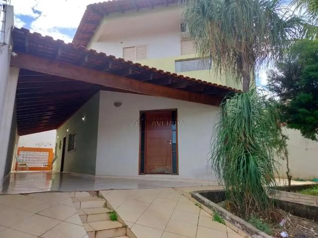 Casa / Sobrado para Locação em Londrina/PR Maringá 3 Quartos