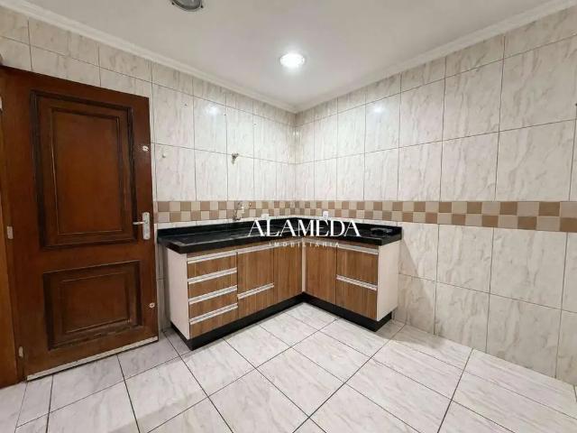 Casa / Sobrado para Locação em Londrina/PR Ouro Verde 3 Quartos