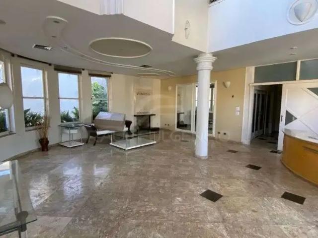 Casa / Sobrado para Locação em Londrina/PR Quebec 5 Quartos