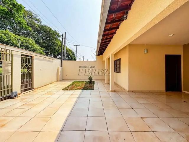 Casa / Sobrado para Locação em Londrina/PR Residencial José B Almeida 4 Quartos
