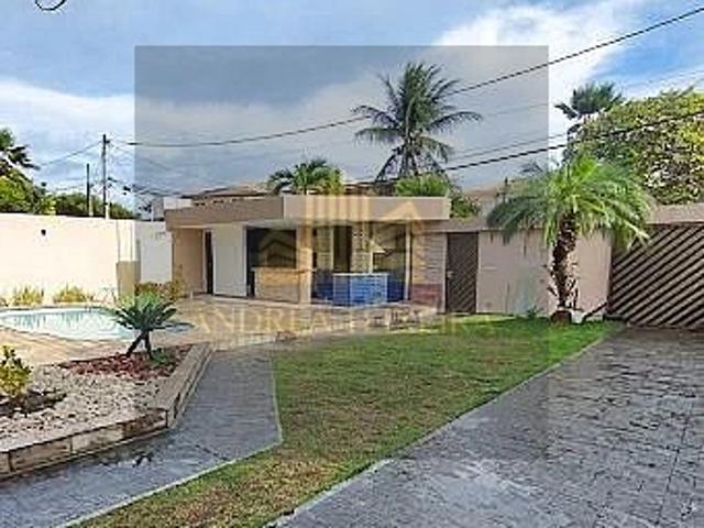 Casa / Sobrado para Locação em Lauro de Freitas/BA Miragem 5 Quartos