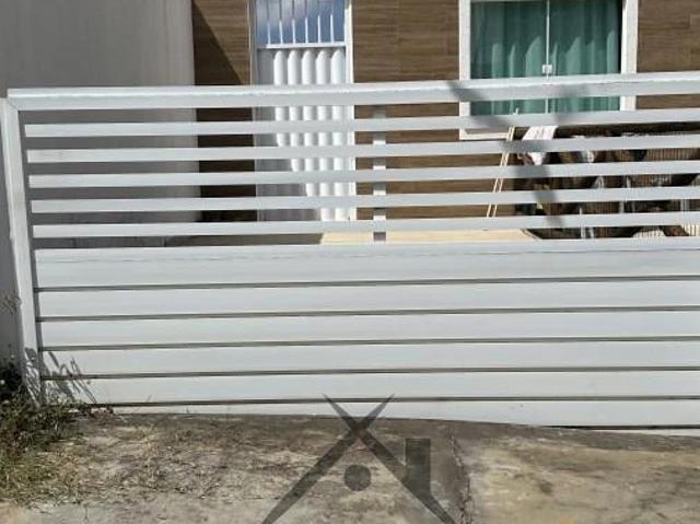 Casa / Sobrado para Locação em Lauro de Freitas/BA Caixa D'Água 2 Quartos