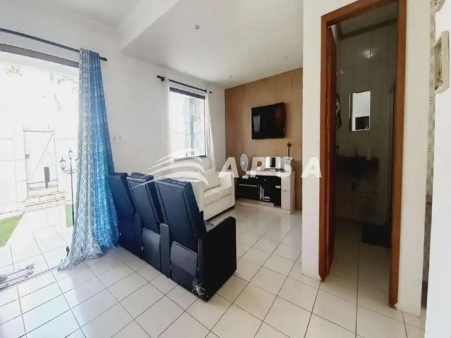 Casa / Sobrado para Locação em Lauro de Freitas/BA Caji 3 Quartos