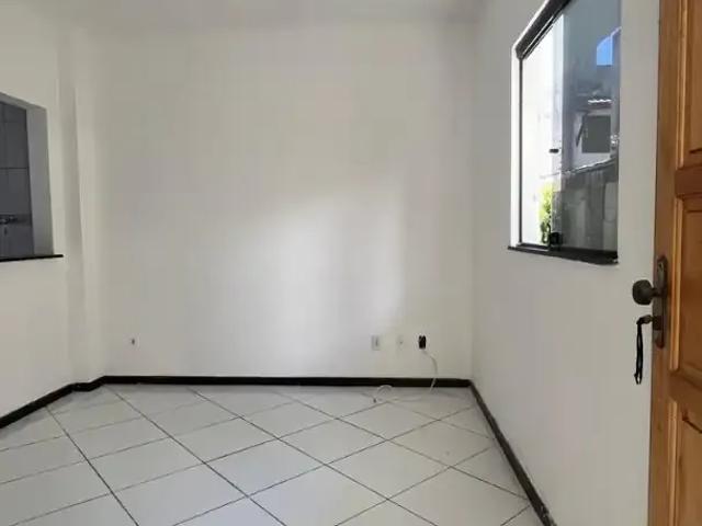 Casa / Sobrado para Locação em Lauro de Freitas/BA Vila Praiana 2 Quartos