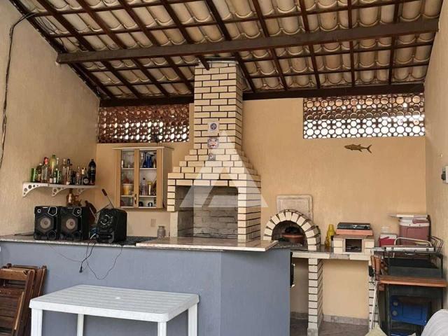 Casa / Sobrado para Locação em Lauro de Freitas/BA Vilas do Atlantico 4 Quartos
