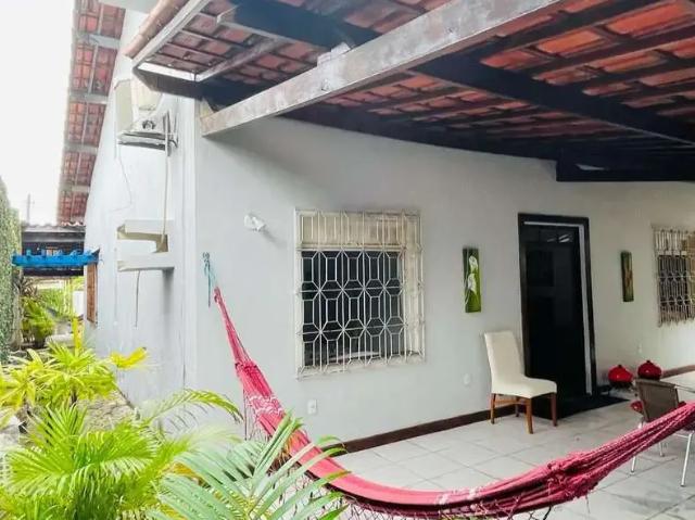 Casa / Sobrado para Locação em Lauro de Freitas/BA Vilas do Atlantico 4 Quartos