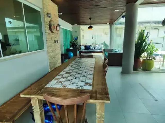 Casa / Sobrado para Locação em Lauro de Freitas/BA Vilas do Atlantico 4 Quartos