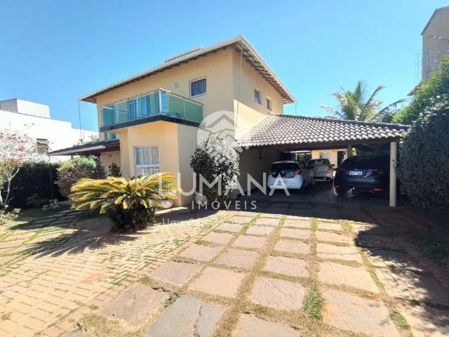 Casa / Sobrado para Locação em Lagoa Santa/MG Condado Bouganville 3 Quartos