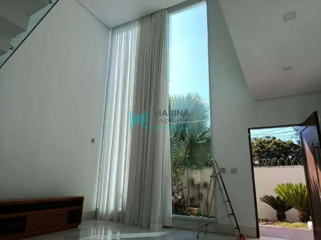Casa / Sobrado para Locação em Lagoa Santa/MG Praia Angelica 4 Quartos
