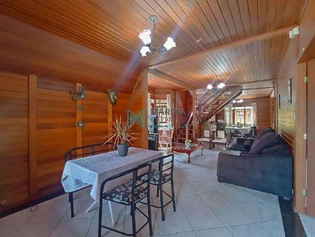 Casa / Sobrado para Locação em Lagoa Santa/MG Recanto da Lagoa 6 Quartos