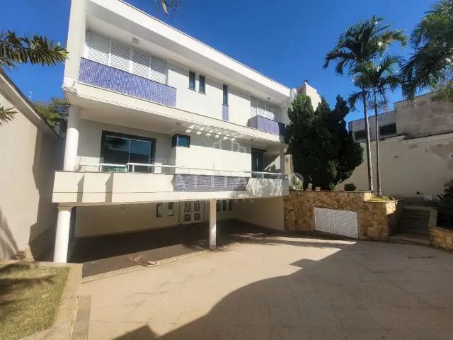Casa / Sobrado para Locação em Limeira/SP Centro 4 Quartos