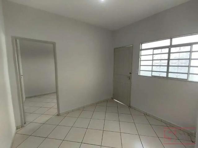Casa / Sobrado para Locação em Limeira/SP Jardim Nova Itália 2 Quartos