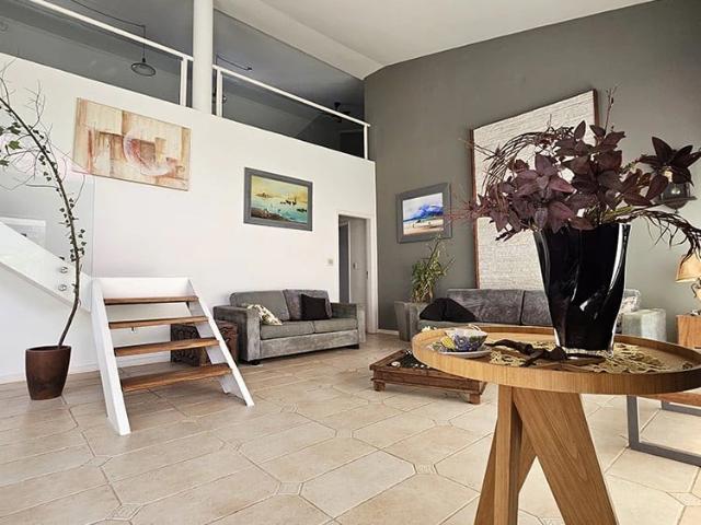 Casa / Sobrado para Locação em Limeira/SP Jardim Portal das Rosas 6 Quartos