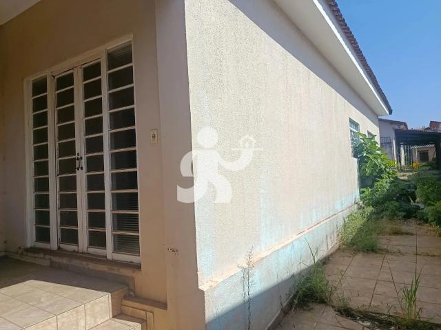 Casa / Sobrado para Locação em Limeira/SP Vila Cristóvam 3 Quartos