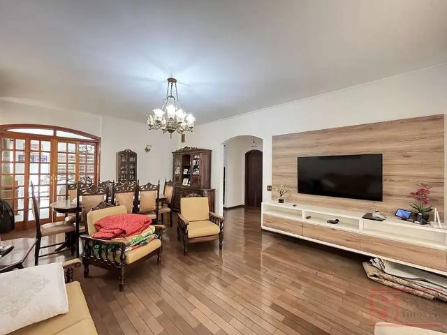 Casa / Sobrado para Locação em Limeira/SP Vila São Geraldo 4 Quartos