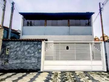 Casa / Sobrado para Locação em Mogi das Cruzes/SP Centro 3 Quartos
