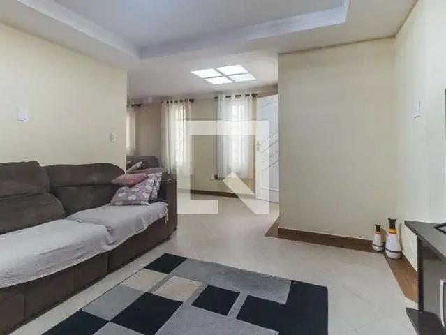 Casa / Sobrado para Locação em Mogi das Cruzes/SP Alto Ipiranga 4 Quartos
