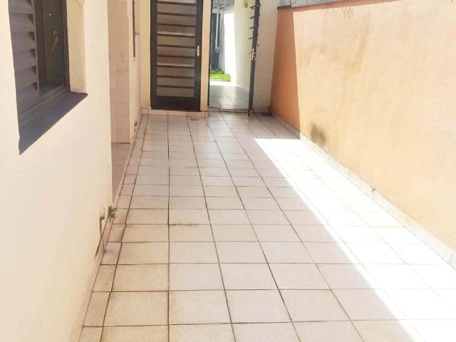 Casa / Sobrado para Locação em Mogi das Cruzes/SP Alto Ipiranga 2 Quartos