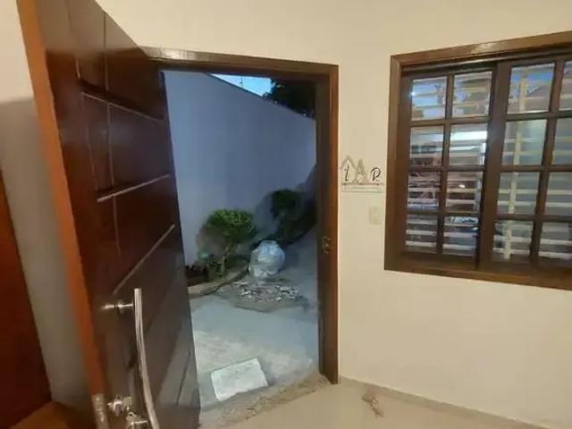 Casa / Sobrado para Locação em Mogi das Cruzes/SP Alto Ipiranga 3 Quartos