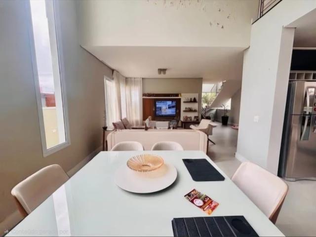 Casa / Sobrado para Locação em Mogi das Cruzes/SP Aruã Brisas I 3 Quartos
