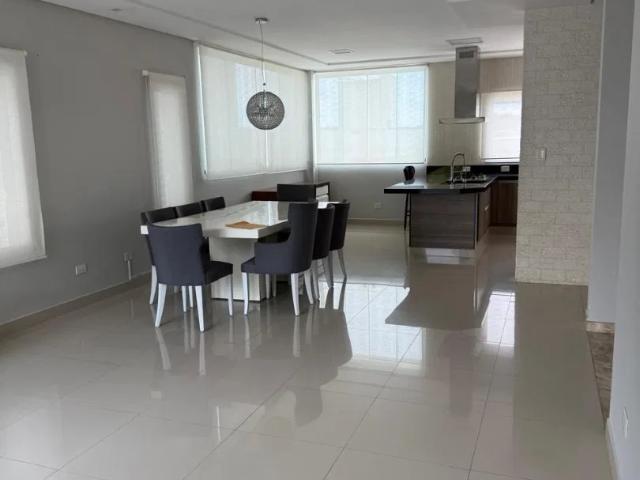 Casa / Sobrado para Locação em Mogi das Cruzes/SP Aruã 3 Quartos