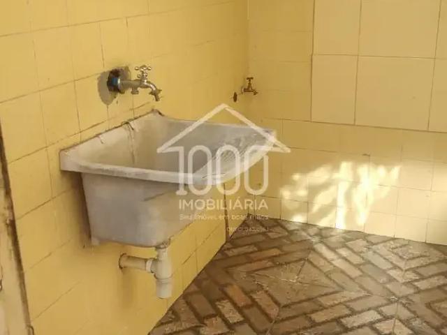 Casa / Sobrado para Locação em Mogi das Cruzes/SP Jardim Camila 2 Quartos