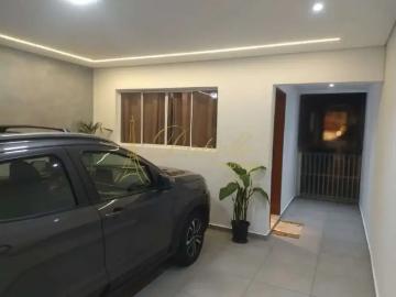 Casa / Sobrado para Locação em Mogi das Cruzes/SP Jardim Planalto 3 Quartos