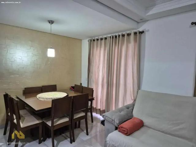 Casa / Sobrado para Locação em Mogi das Cruzes/SP Jardim São Pedro 3 Quartos