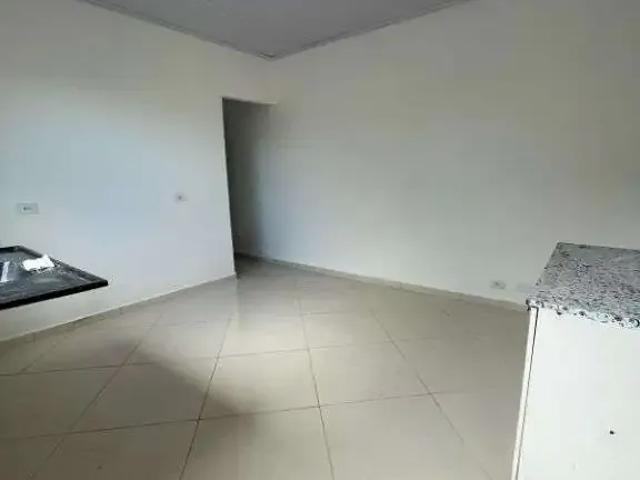 Casa / Sobrado para Locação em Mogi das Cruzes/SP Jardim Santos Dumont II 1 Quartos