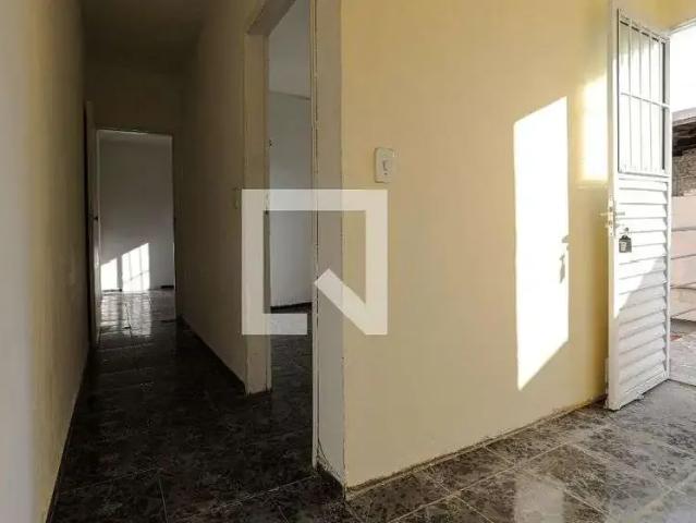 Casa / Sobrado para Locação em Mogi das Cruzes/SP Jundiapeba 3 Quartos