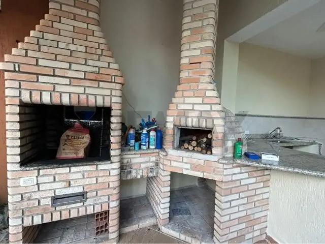 Casa / Sobrado para Locação em Mogi das Cruzes/SP Parque Residencial Itapeti 3 Quartos