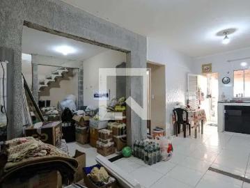 Casa / Sobrado para Locação em Mogi das Cruzes/SP Vila Brasileira 4 Quartos