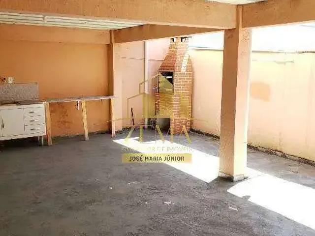 Casa / Sobrado para Locação em Mogi das Cruzes/SP Vila Lavínia 4 Quartos