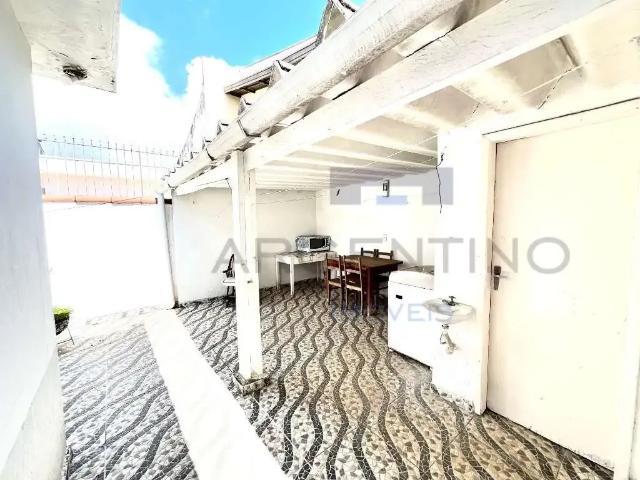 Casa / Sobrado para Locação em Mogi das Cruzes/SP Vila Oliveira 3 Quartos