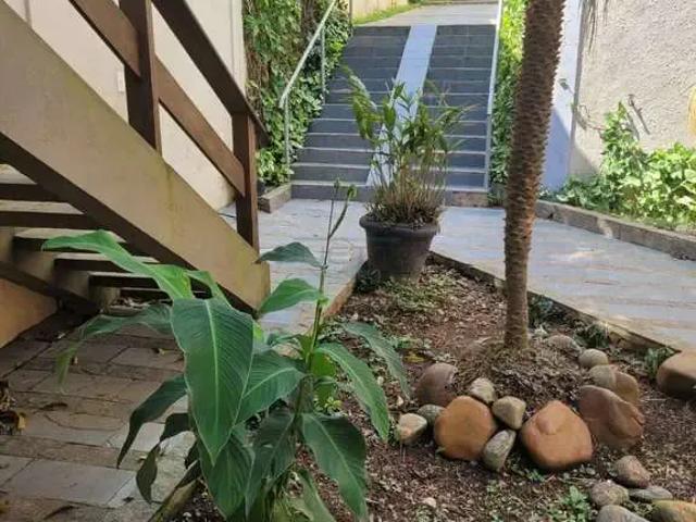 Casa / Sobrado para Locação em Mogi das Cruzes/SP Vila Oliveira 3 Quartos