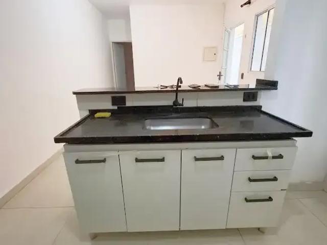 Casa / Sobrado para Locação em Mogi das Cruzes/SP Vila Suissa 2 Quartos