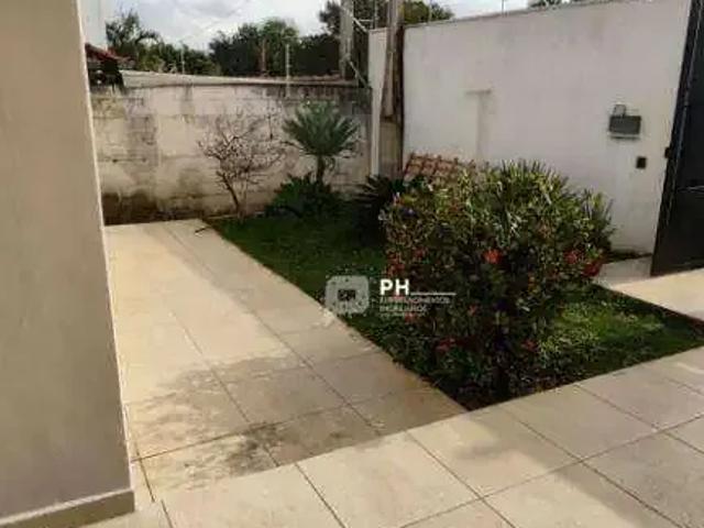 Casa / Sobrado para Locação em Mogi Guaçu/SP Arruamento Primavera 3 Quartos