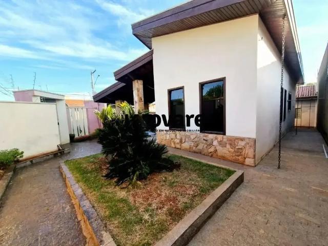Casa / Sobrado para Locação em Mogi Guaçu/SP Jardim Paulista 3 Quartos