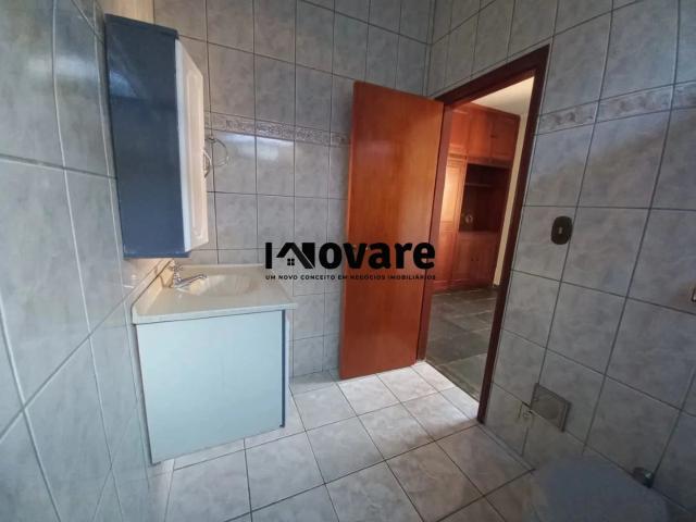 Casa / Sobrado para Locação em Mogi Guaçu/SP Jardim Paulista 3 Quartos