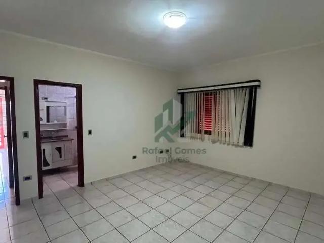 Casa / Sobrado para Locação em Mogi Guaçu/SP Jardim Santo Antônio 4 Quartos