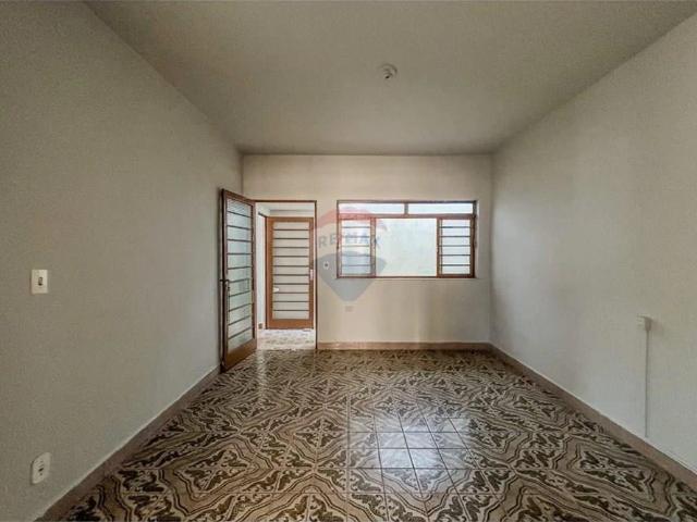 Casa / Sobrado para Locação em Mogi Mirim/SP Jardim Áurea 3 Quartos