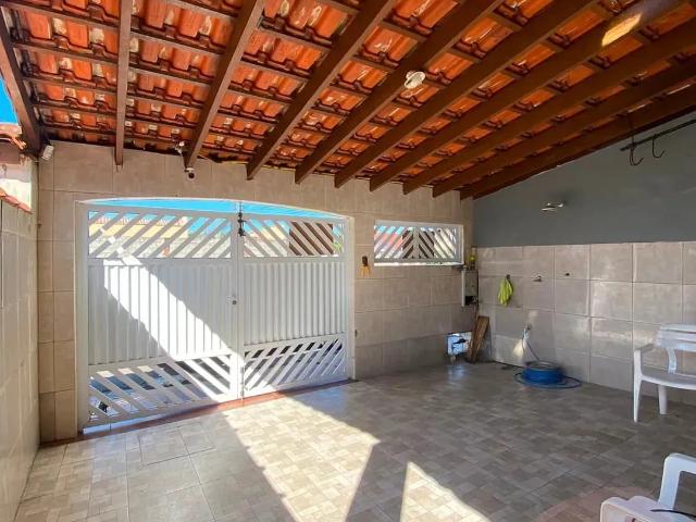 Casa / Sobrado para Locação em Mongaguá/SP Itaóca 3 Quartos