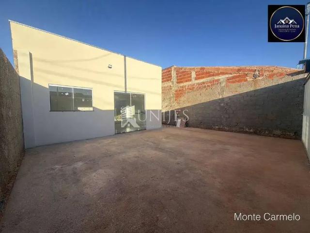 Casa / Sobrado para Locação em Monte Carmelo/MG Vila Itália 2 Quartos